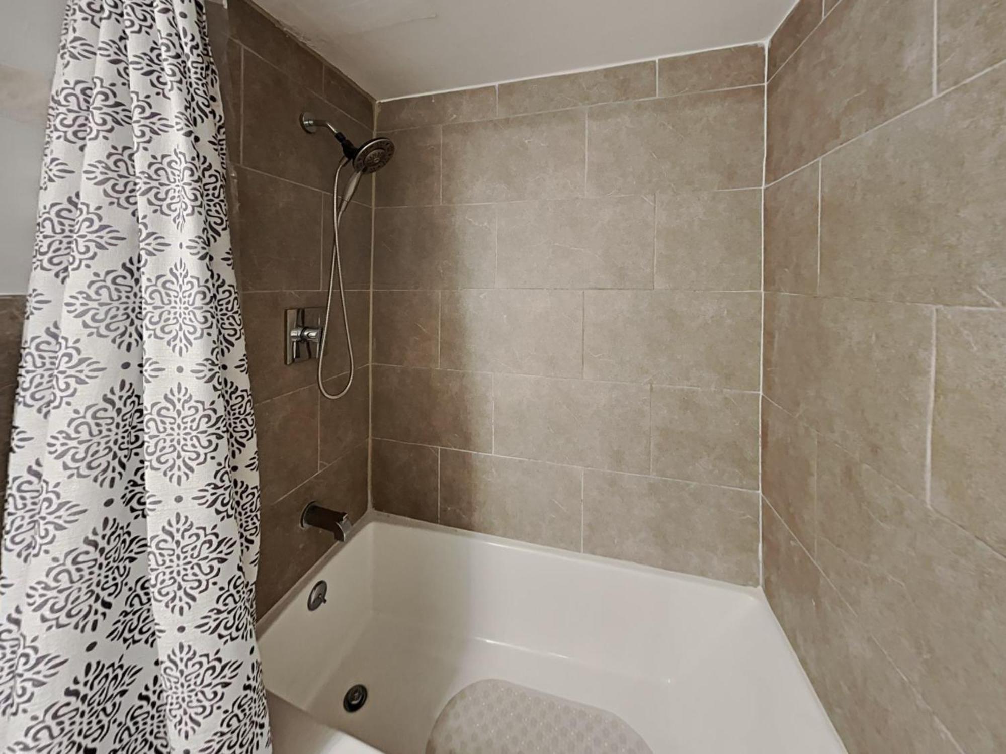 Private Rooms At Miami Centrally Located With Free Parking Eksteriør billede