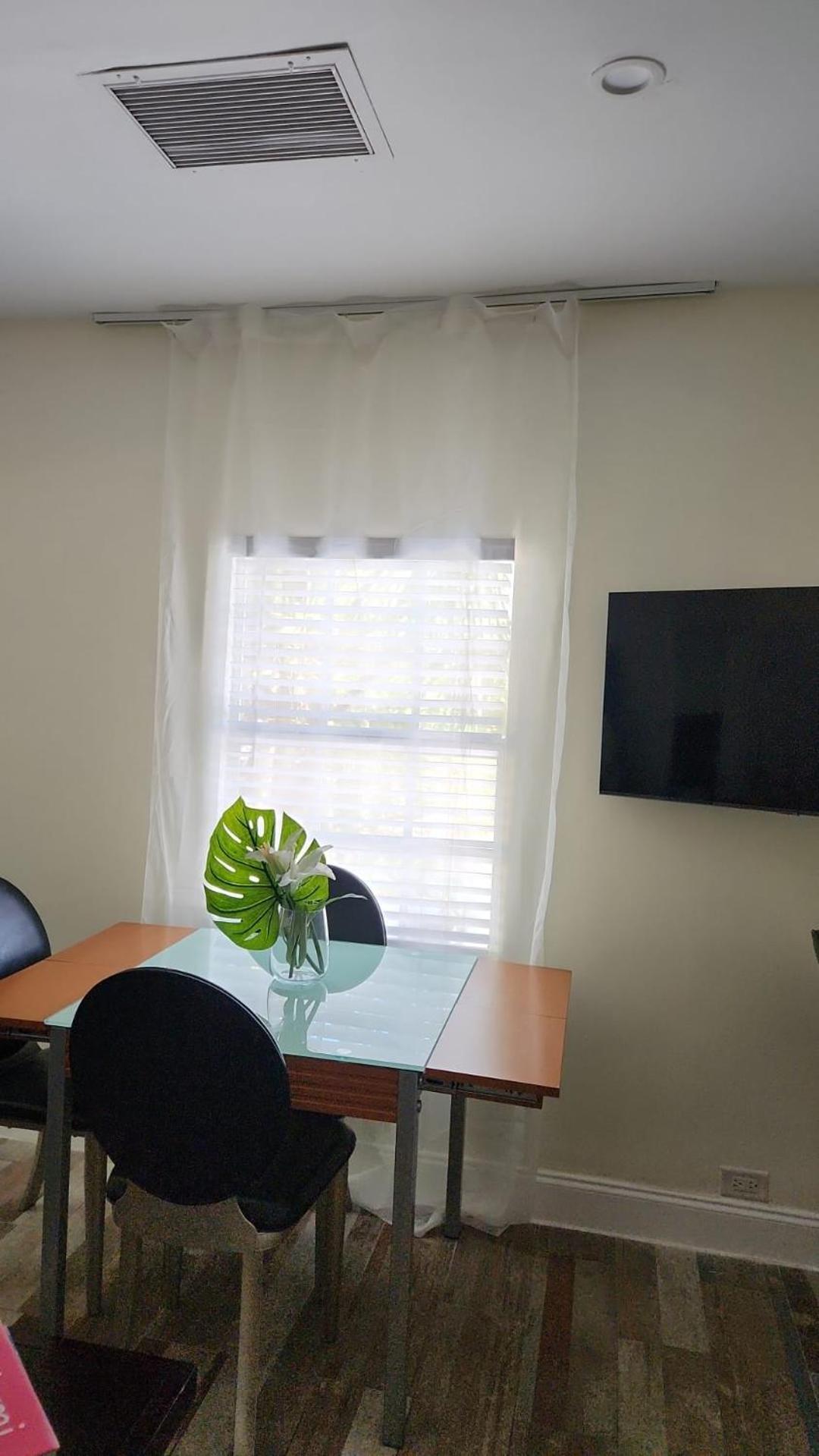 Private Rooms At Miami Centrally Located With Free Parking Eksteriør billede