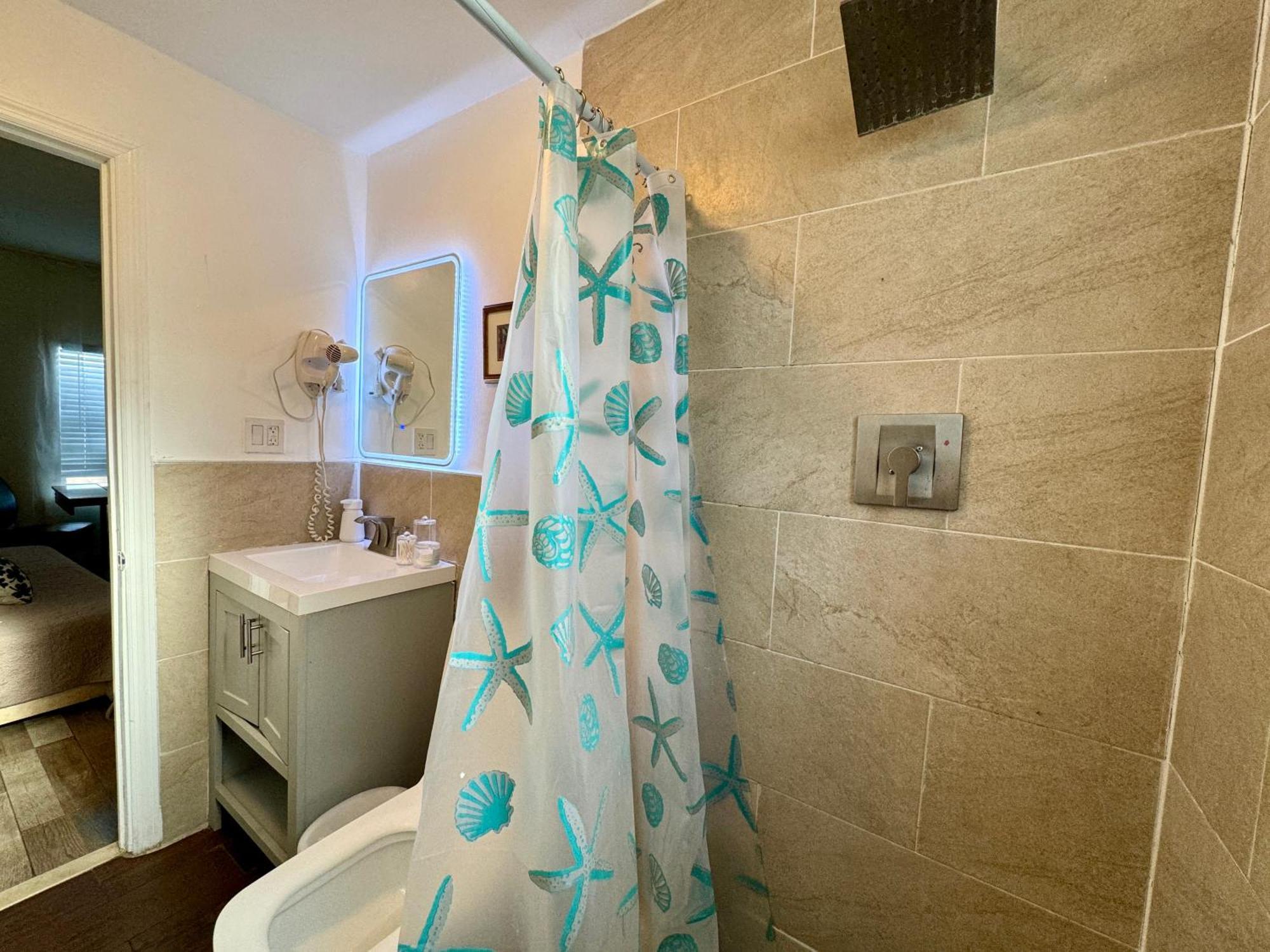 Private Rooms At Miami Centrally Located With Free Parking Eksteriør billede
